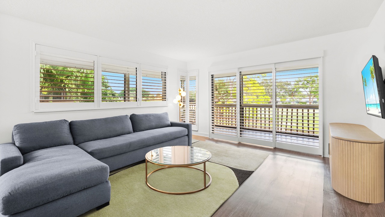 Photo of Livingroom in Hunt Club