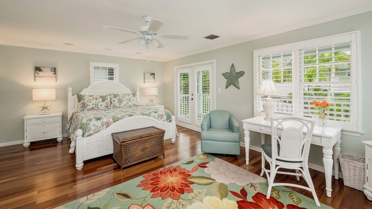 Photo of Bedroom in Truman Annex