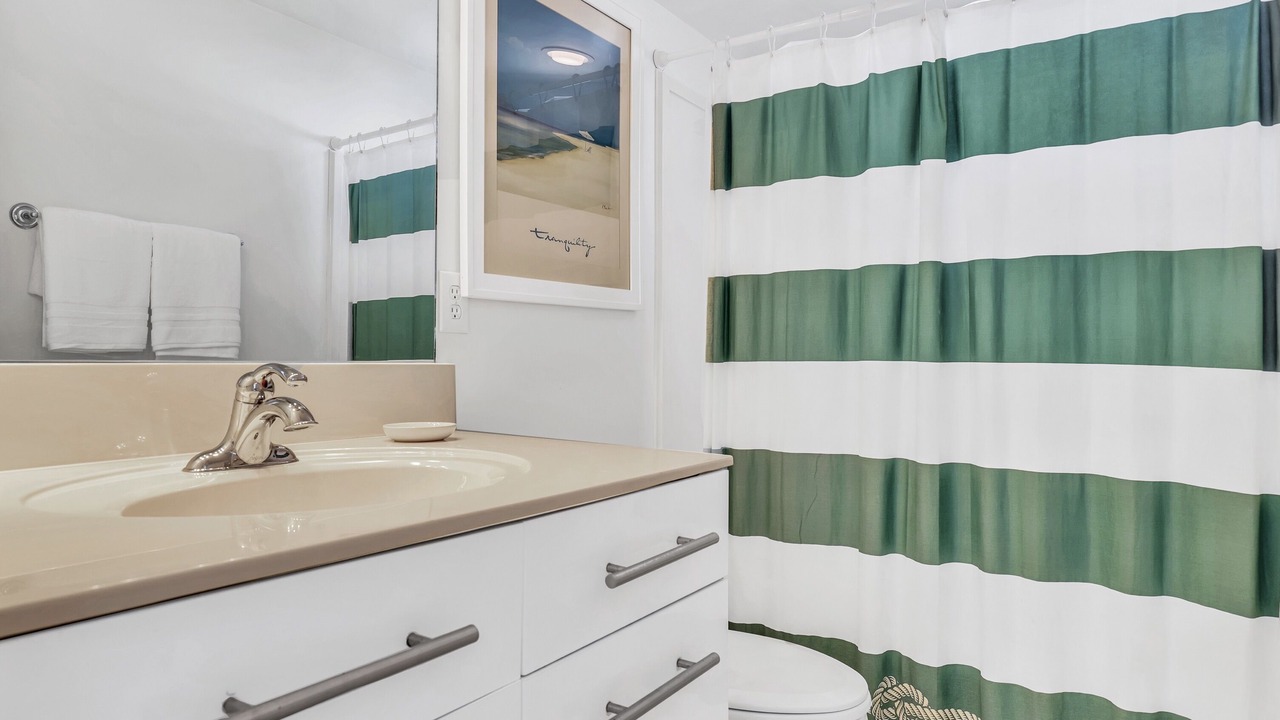 Photo of Bathroom in Dauphin Island