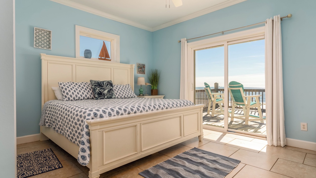 Photo of Bedroom in Dauphin Island