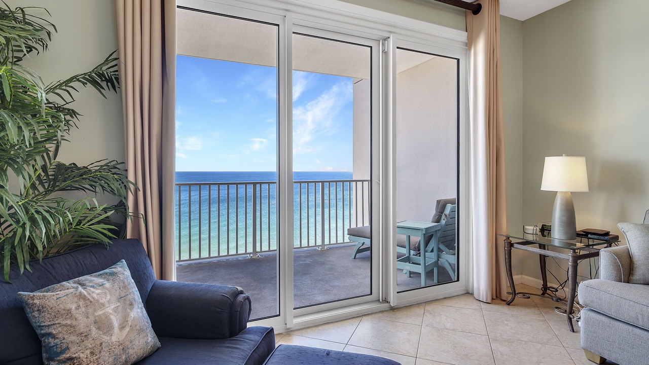 Photo of Livingroom in Ono Island