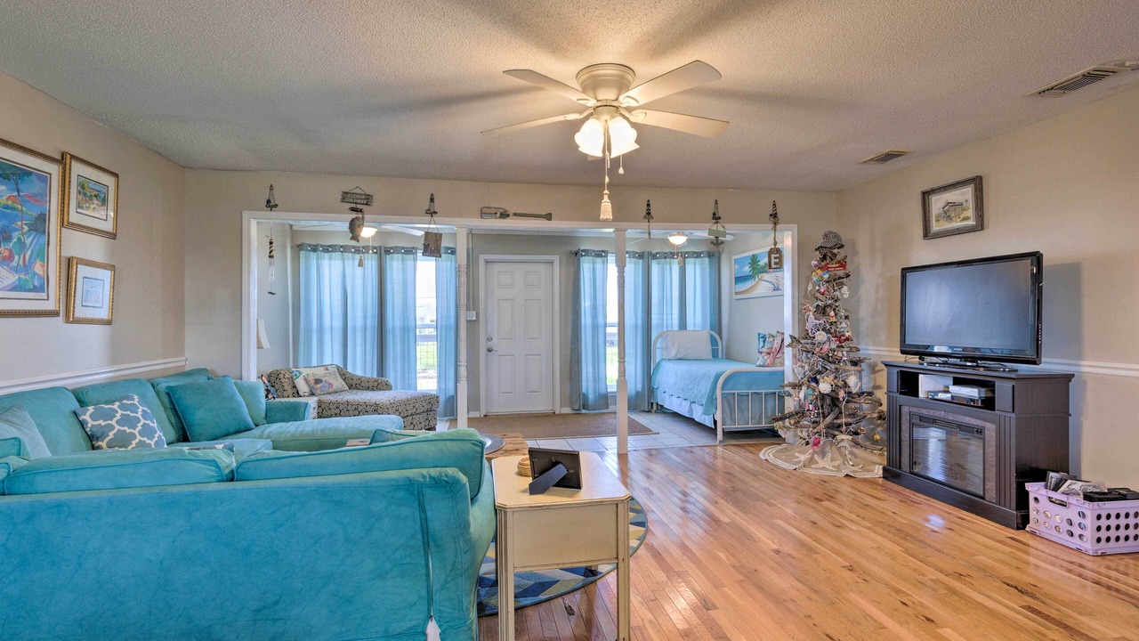 Photo of Livingroom in Dauphin Island