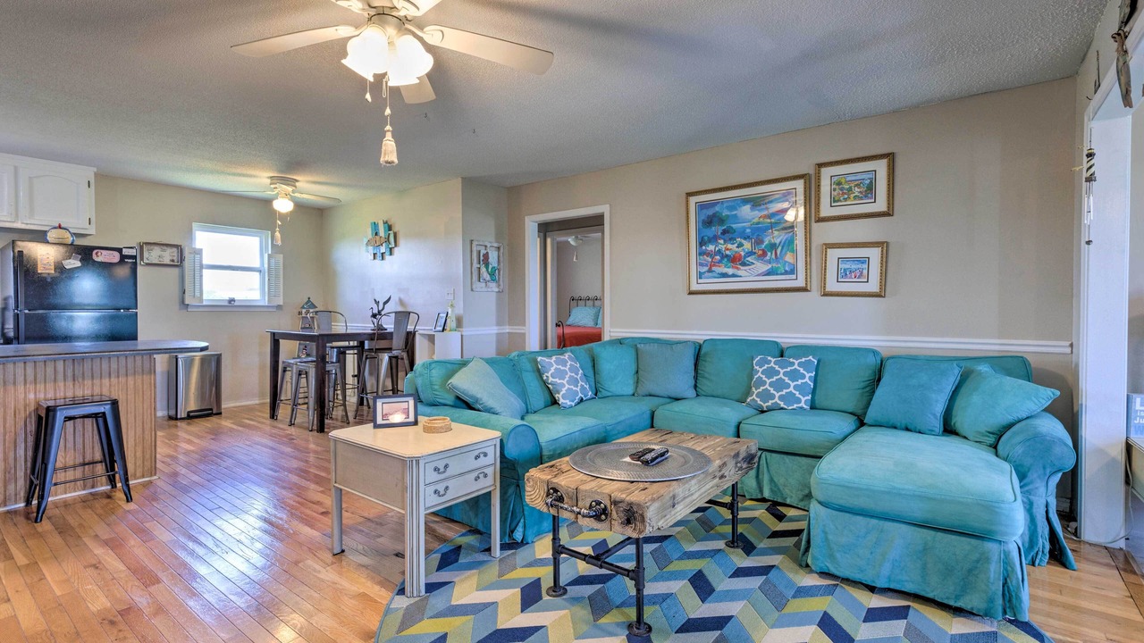 Photo of Bedroom in Dauphin Island