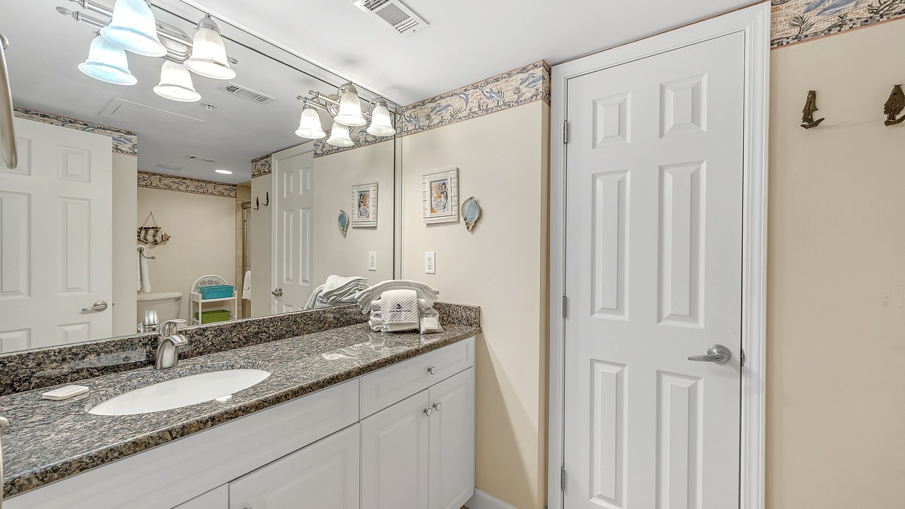Photo of Bathroom in Ono Island