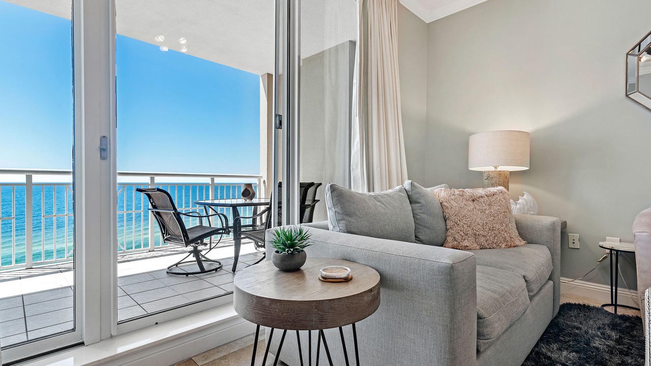Photo of Livingroom in Ono Island