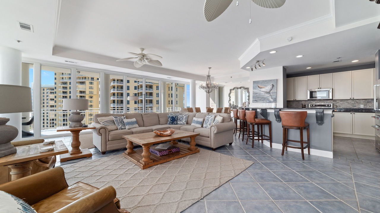 Photo of Livingroom in Ono Island