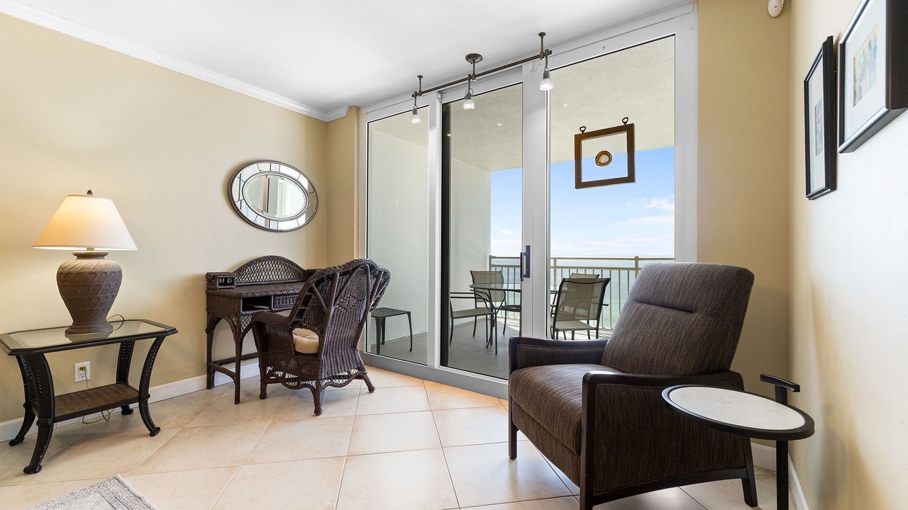 Photo of Livingroom in Ono Island