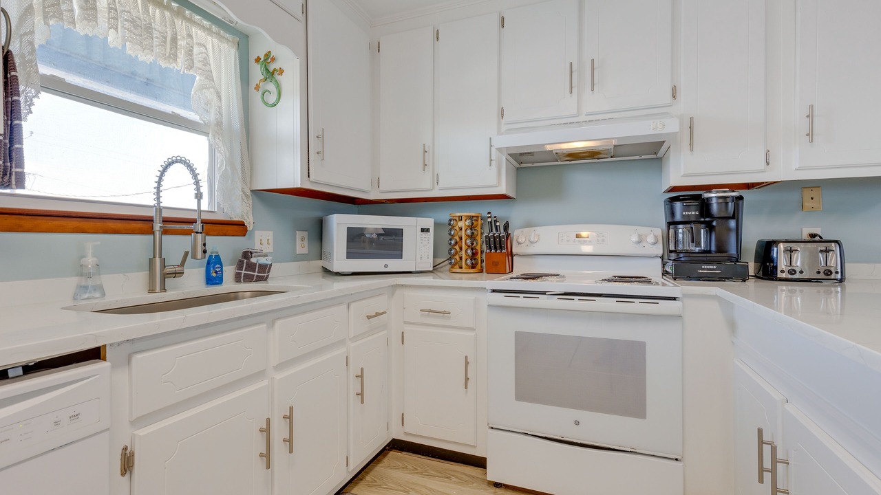 Photo of Kitchen in Silver Cay