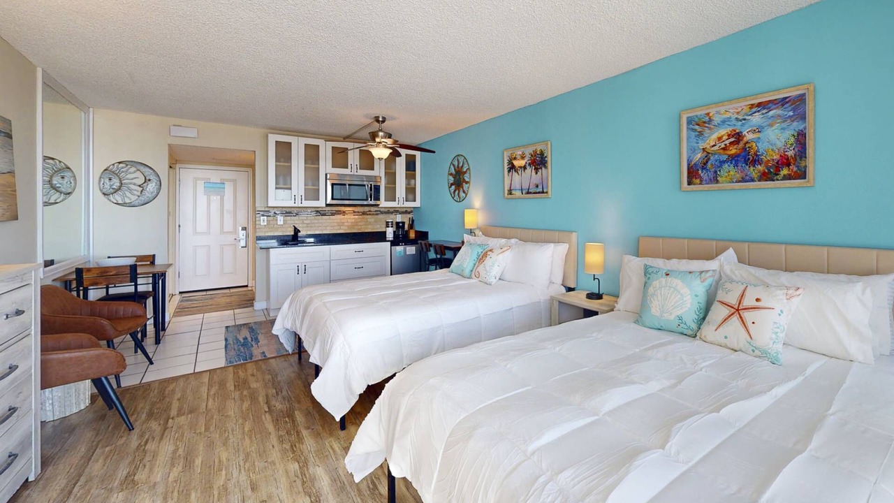 Photo of Bedroom in Treasure Island