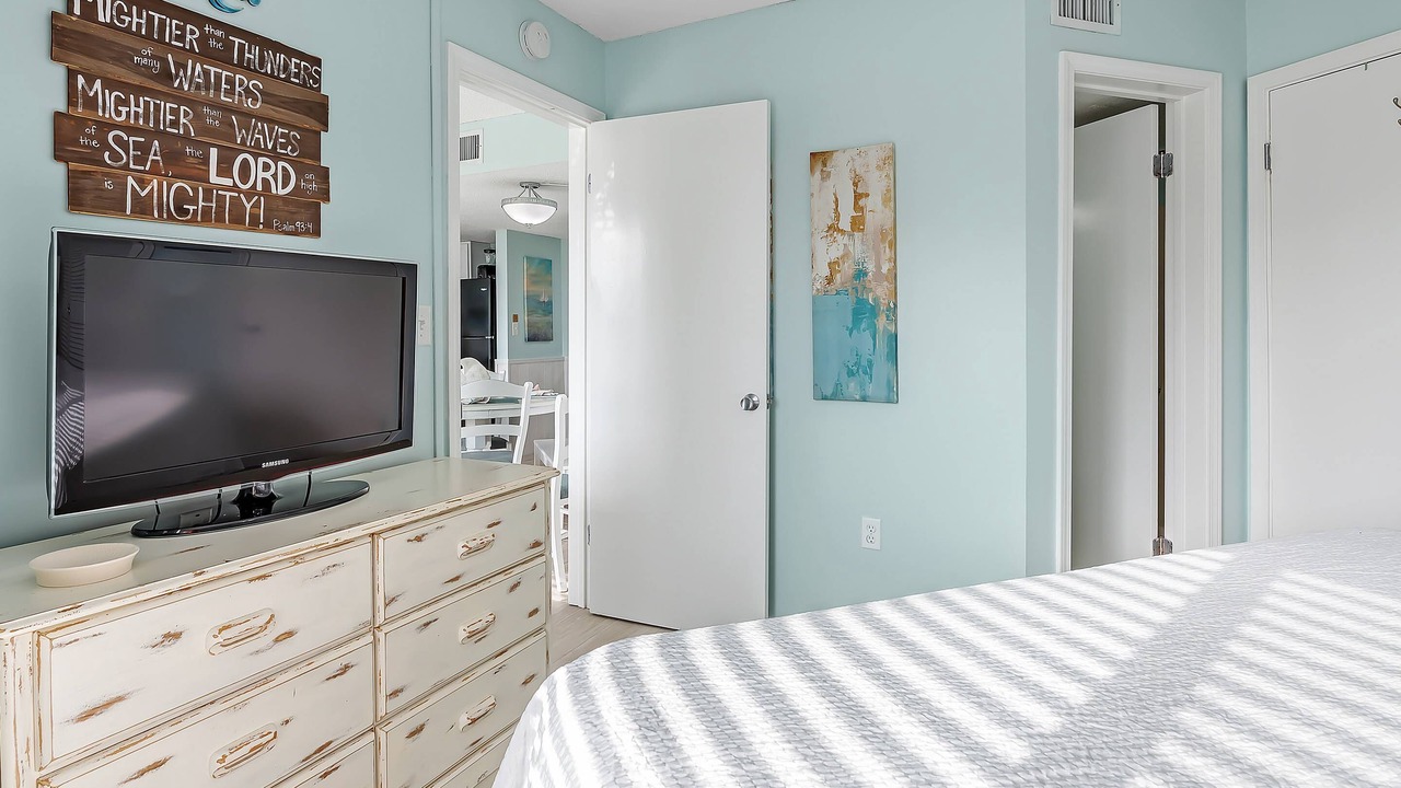 Photo of Bedroom in Fort Morgan