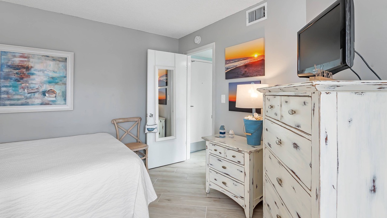 Photo of Bedroom in Fort Morgan