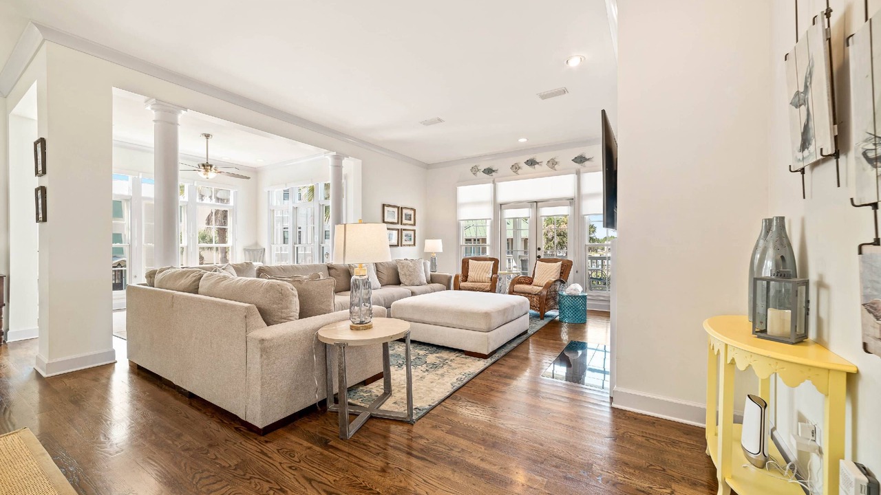 Photo of Livingroom in Orange Beach
