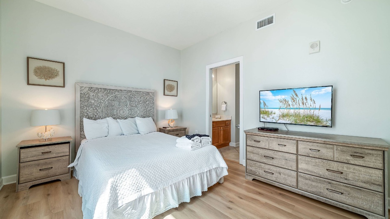 Photo of Bedroom in Gulf Shores
