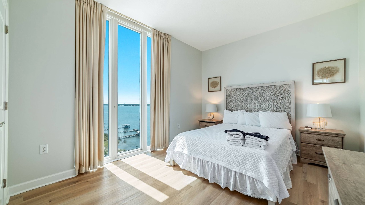 Photo of Bedroom in Gulf Shores
