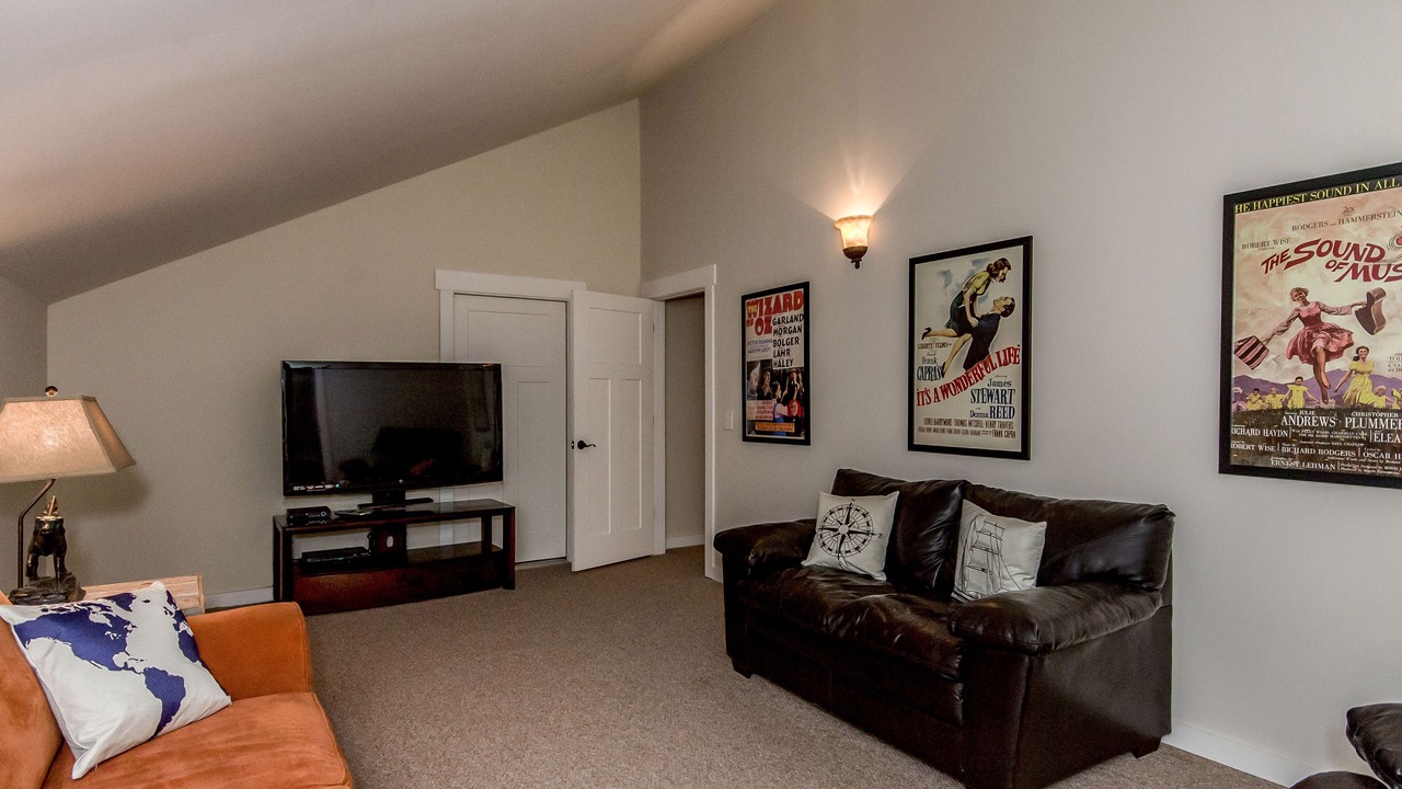 Photo of Bedroom in Pleasure Point