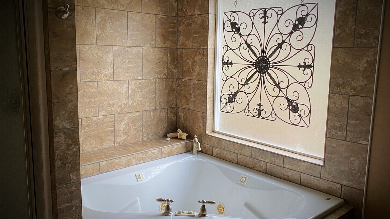 Photo of Bathroom in Fort Payne