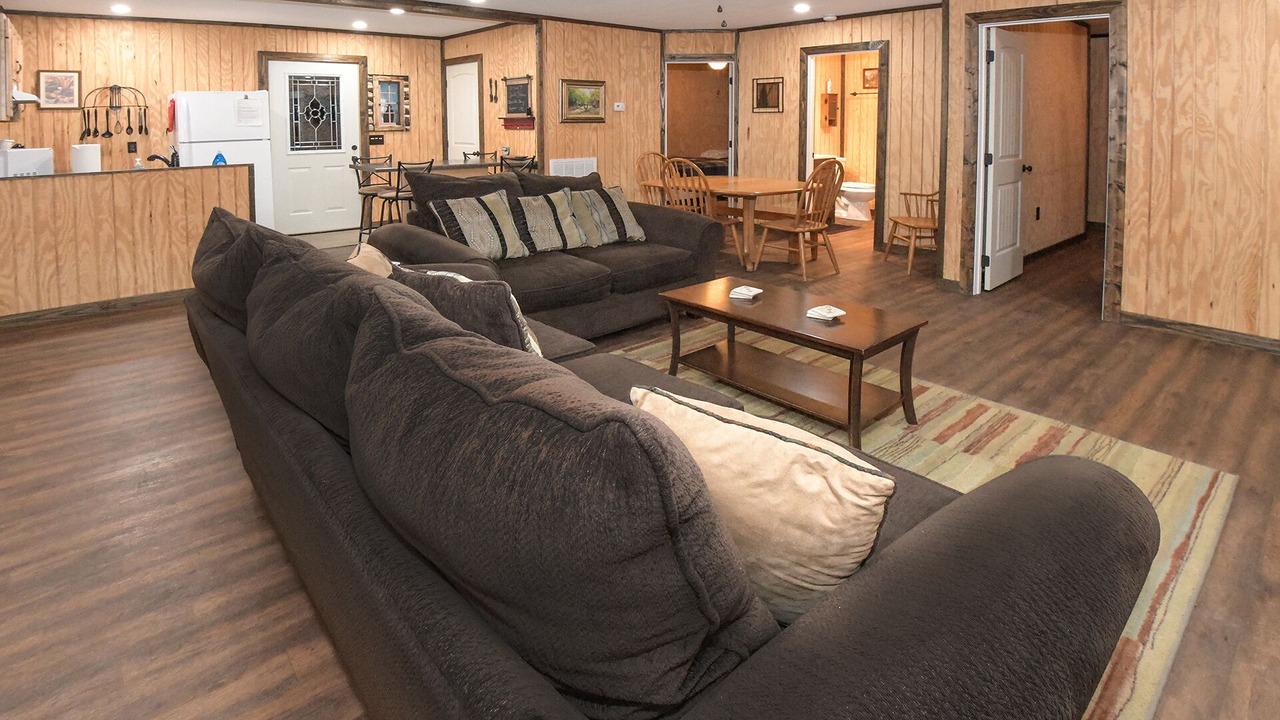 Photo of Bedroom in Groveoak