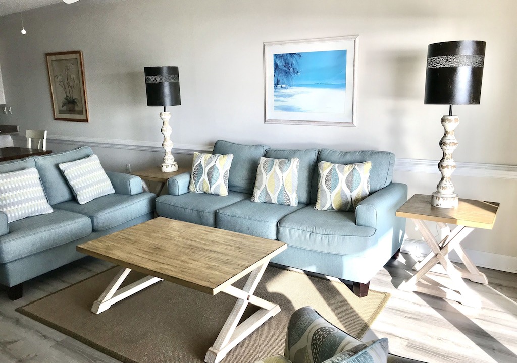 Photo of Livingroom in Orange Beach East