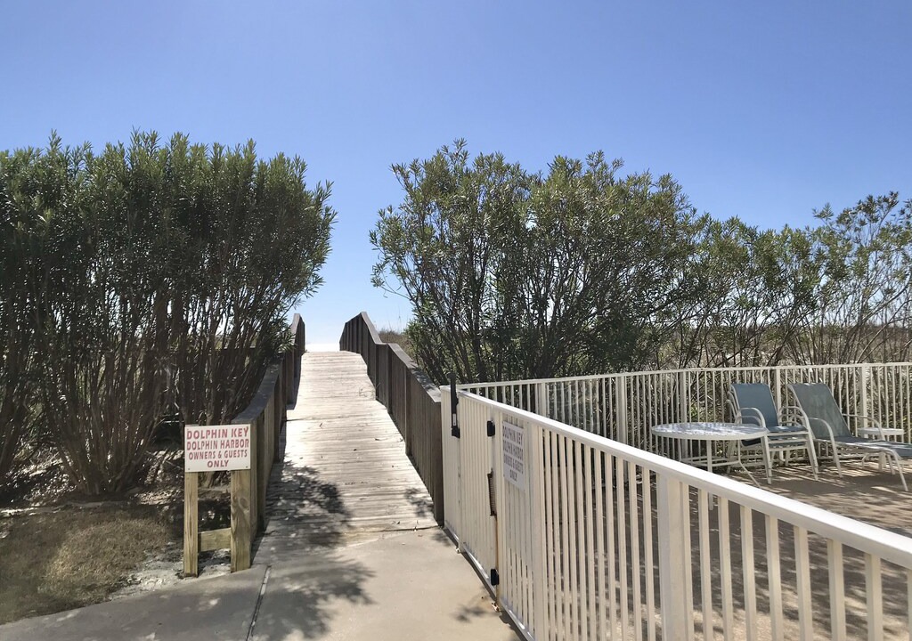Photo of Buildings in Orange Beach East