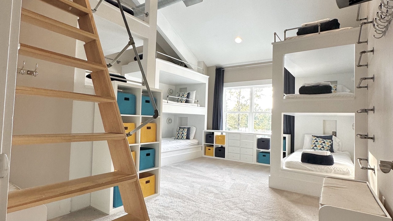 Photo of Bedroom in Cedar Bluff