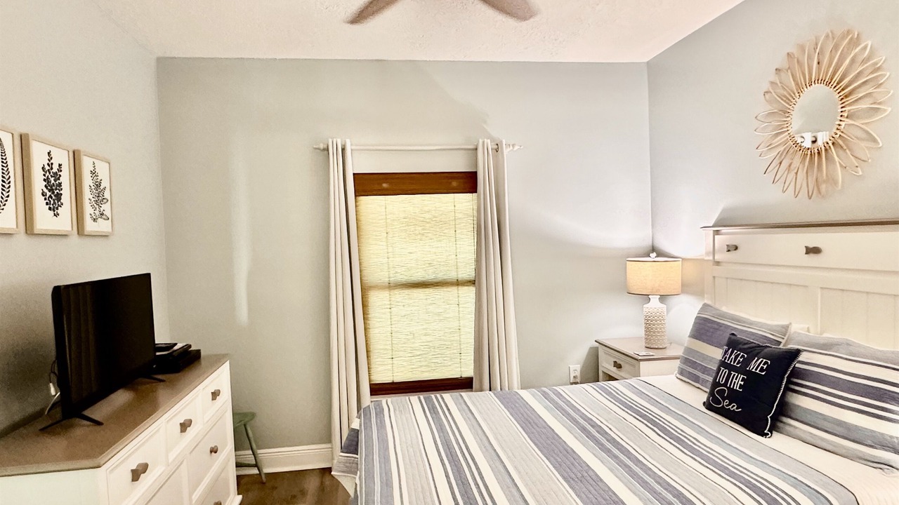 Photo of Bedroom in Ono Island