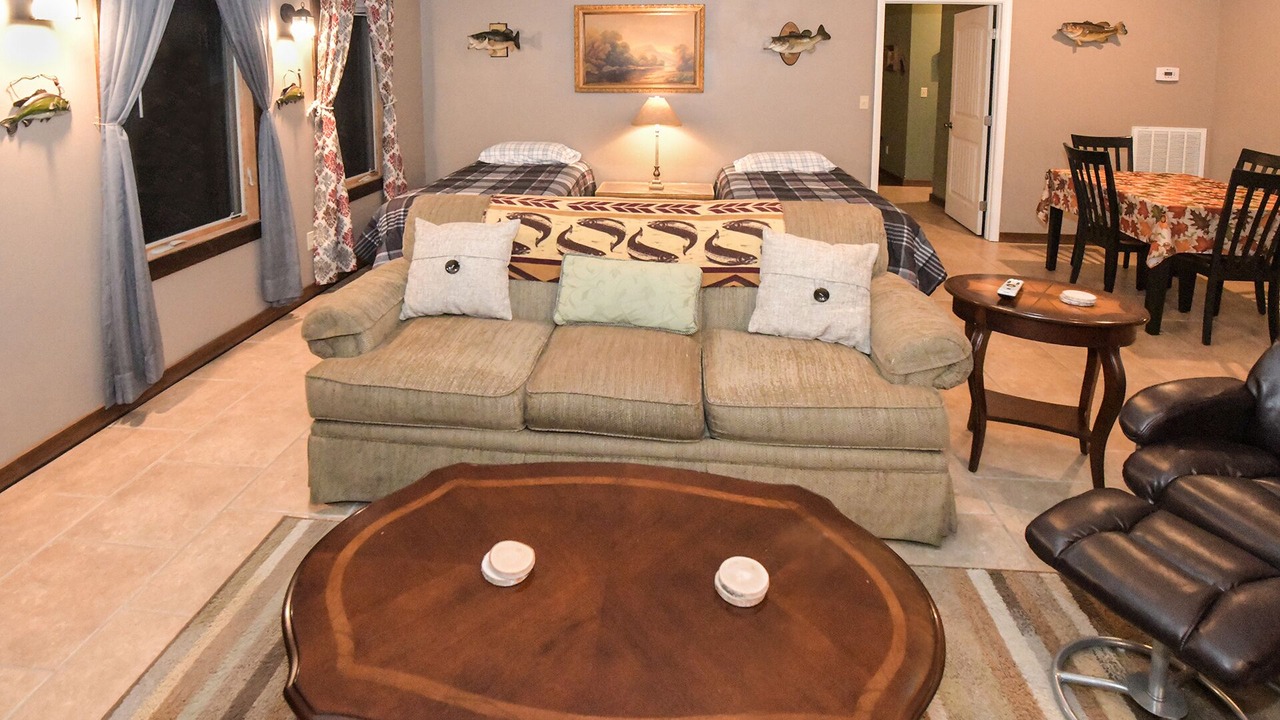 Photo of Bedroom in Groveoak