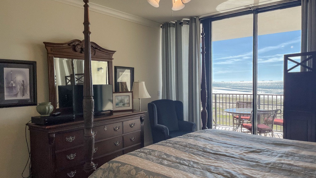 Photo of Bedroom in Dauphin Island