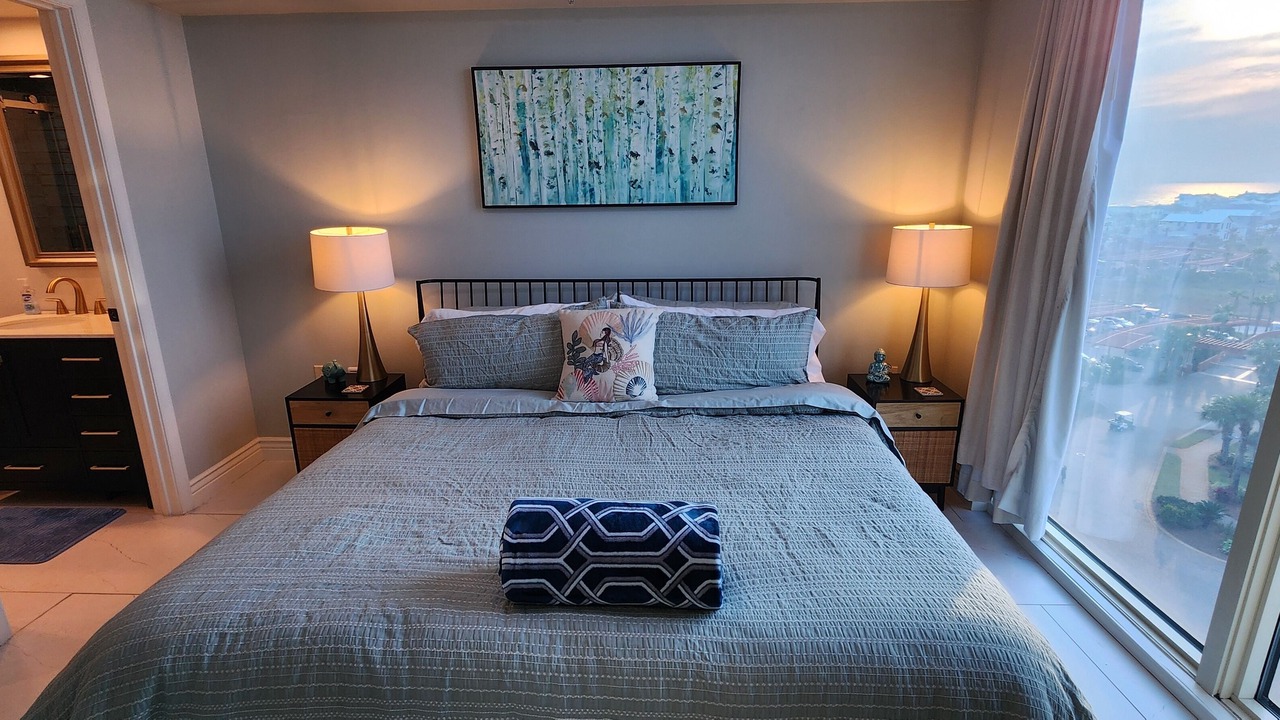 Photo of Bedroom in Pensacola Beach