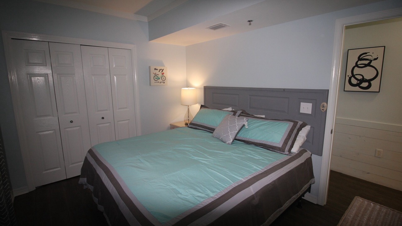Photo of Bedroom in Gulf Shores