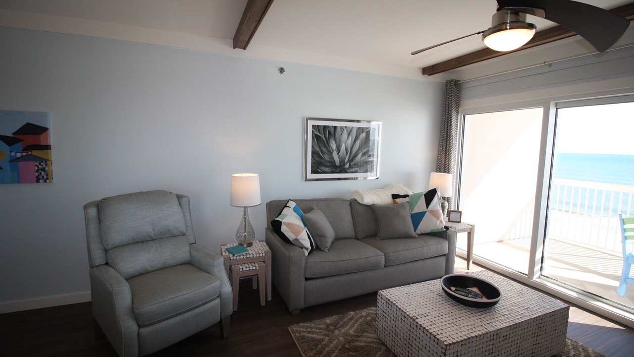 Photo of Livingroom in Gulf Shores