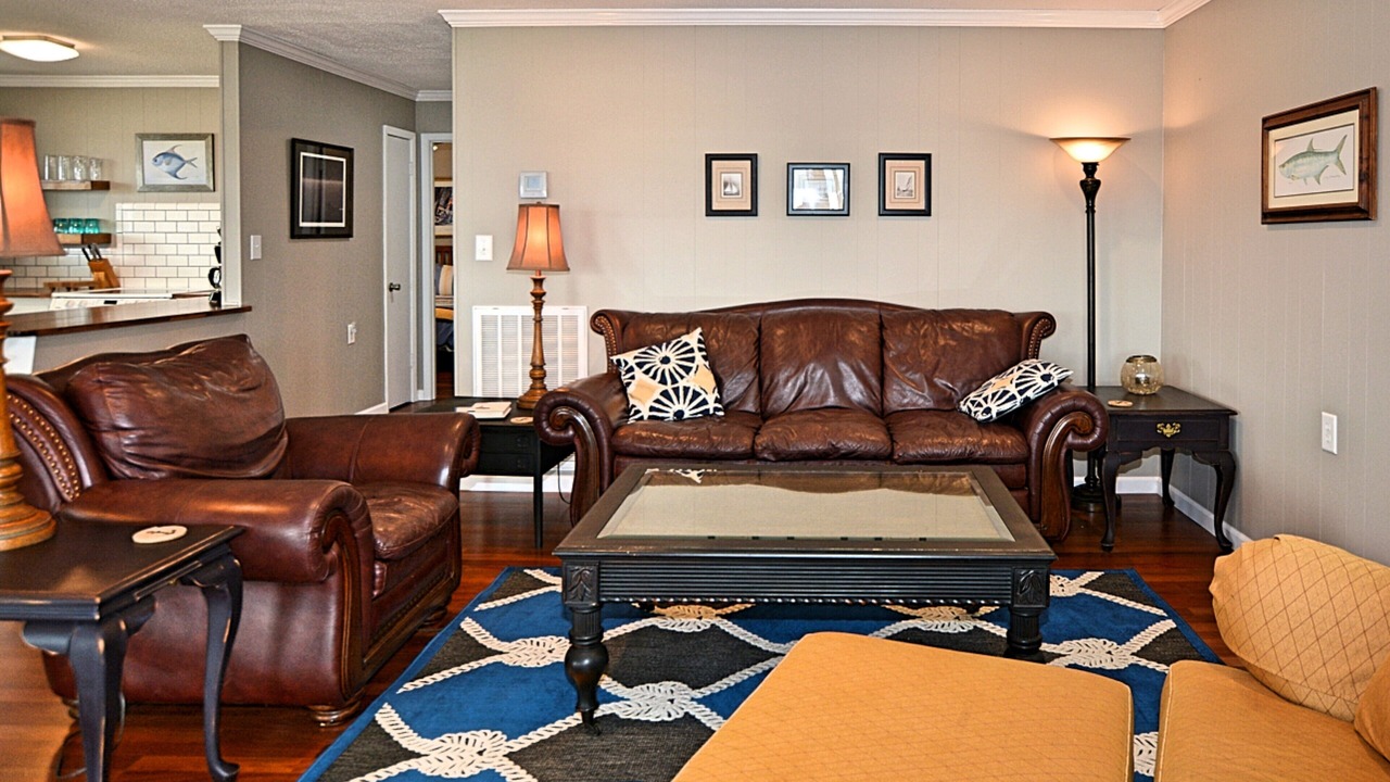 Photo of Livingroom in Guntersville