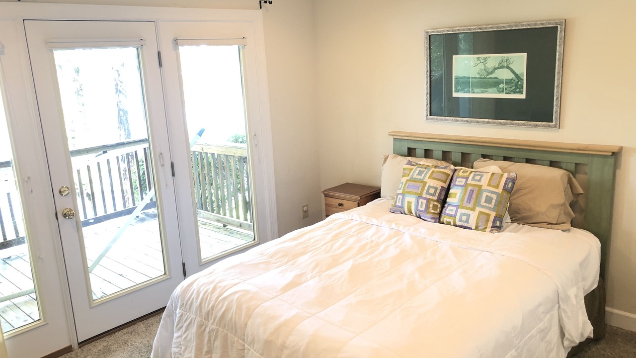 Photo of Bedroom in Pleasure Point