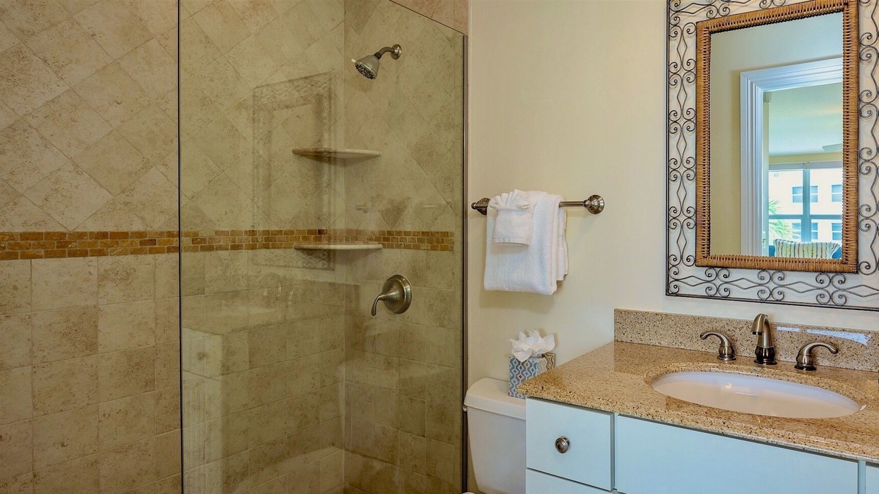 Photo of Bathroom in Truman Annex