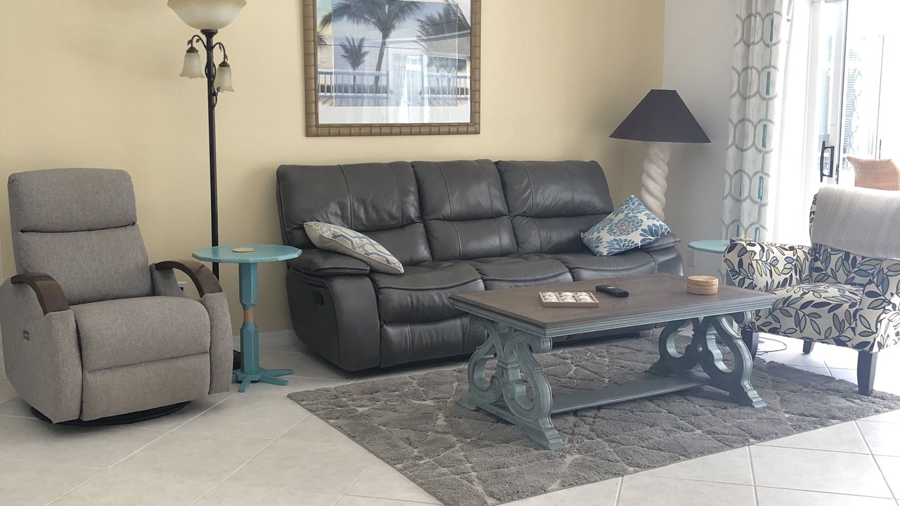 Photo of Livingroom in Bonita Shores