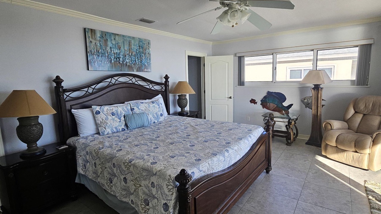Photo of Bedroom in Pensacola Beach