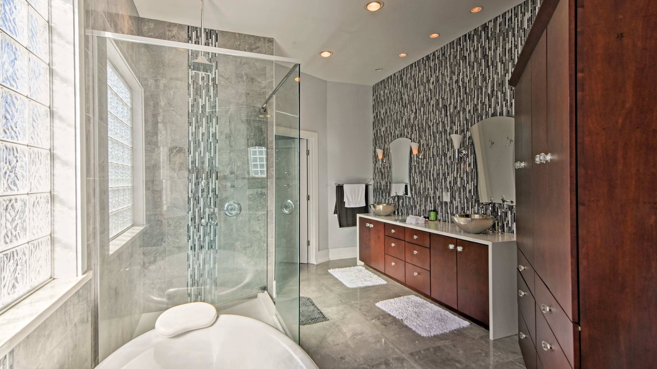 Photo of Bathroom in Gulf Hills