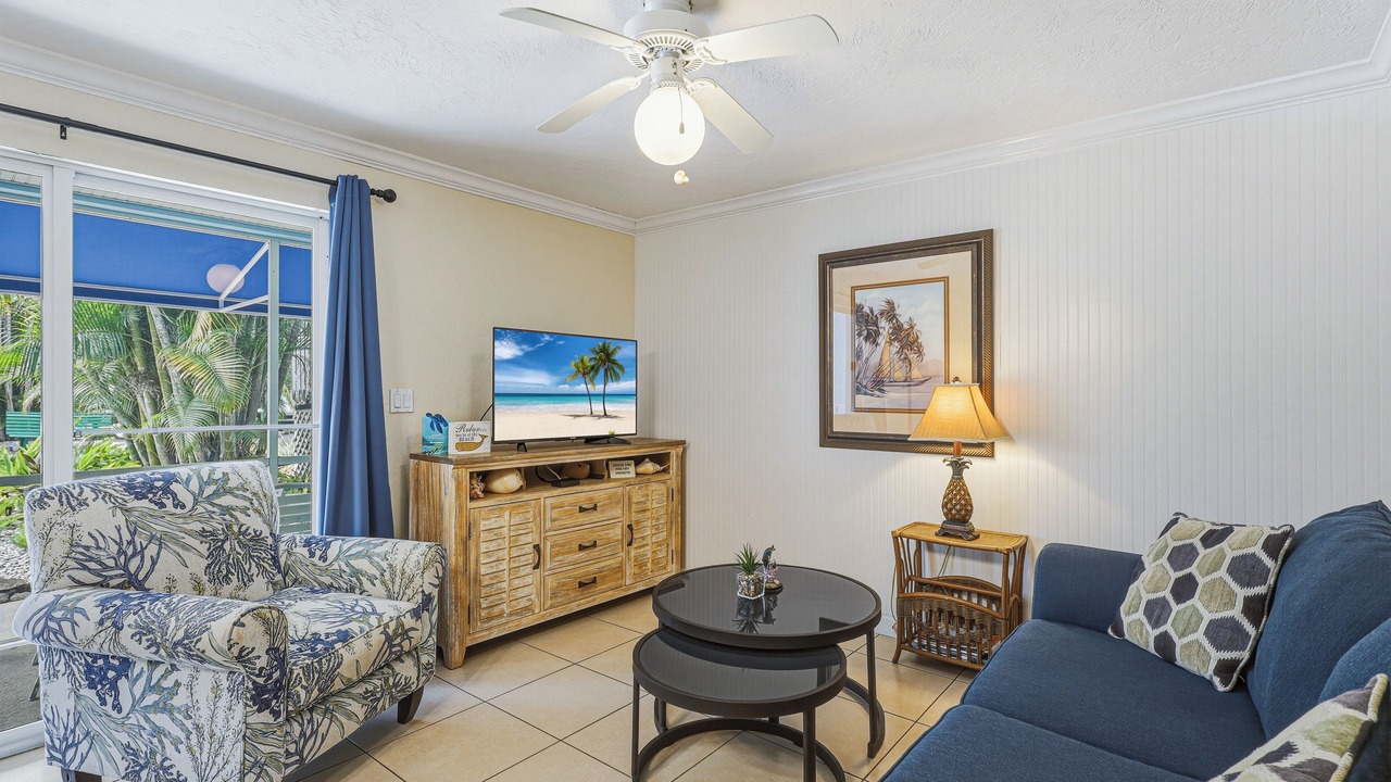 Photo of Livingroom in Whitney Beach