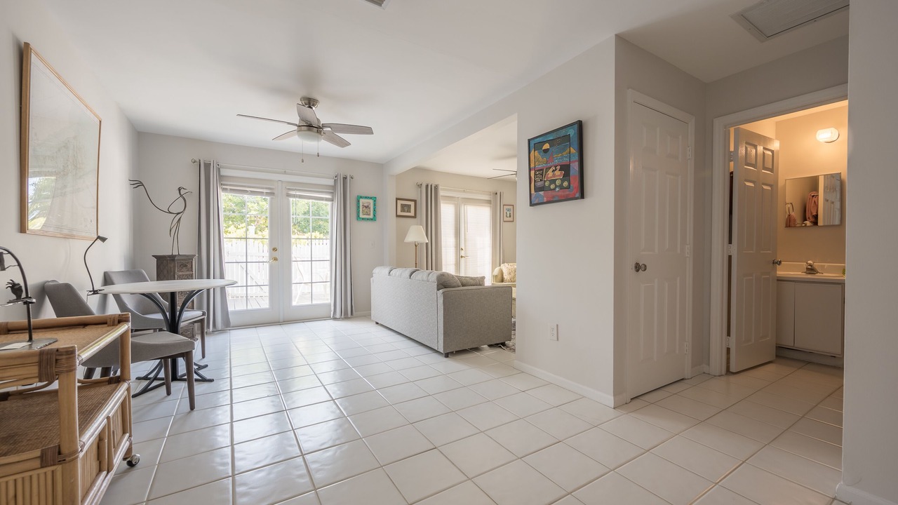 Photo of Livingroom in Truman Annex