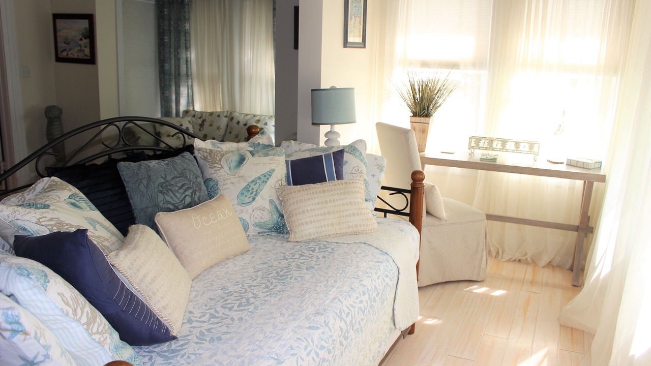 Photo of Bedroom in Gulfport