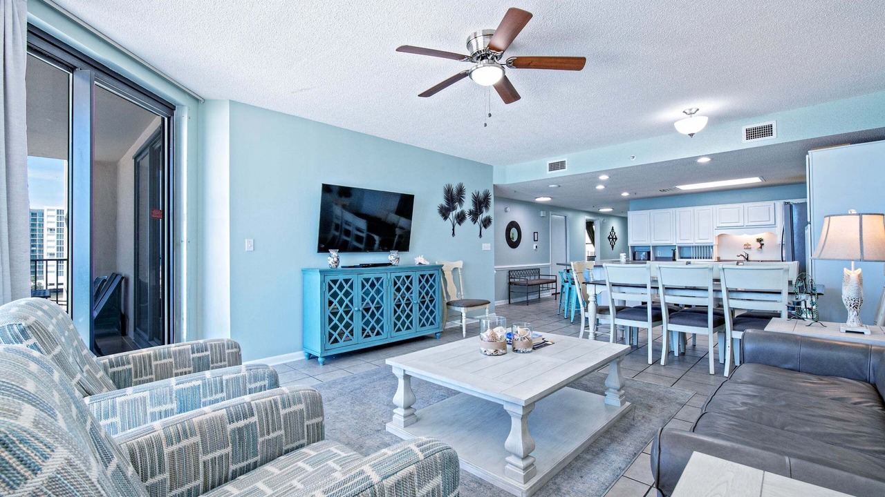 Photo of Livingroom in Orange Beach East
