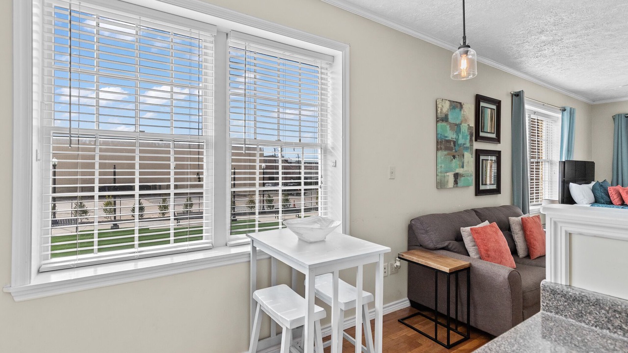 Photo of Livingroom in Auburn