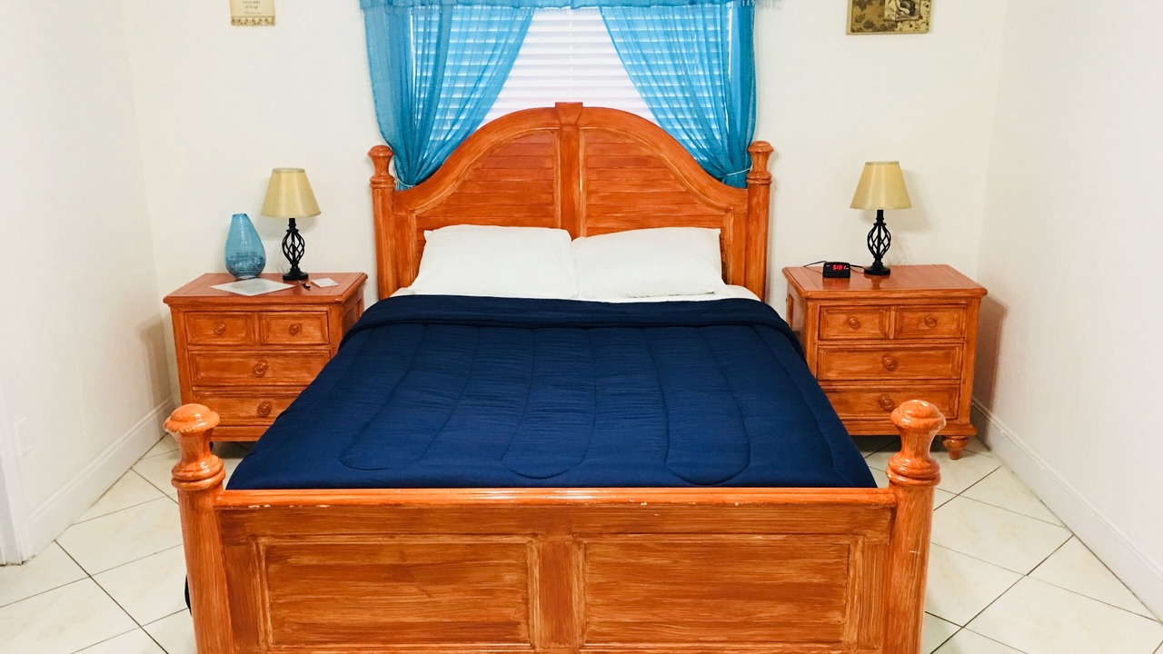 Photo of Bedroom in Cutler Bay