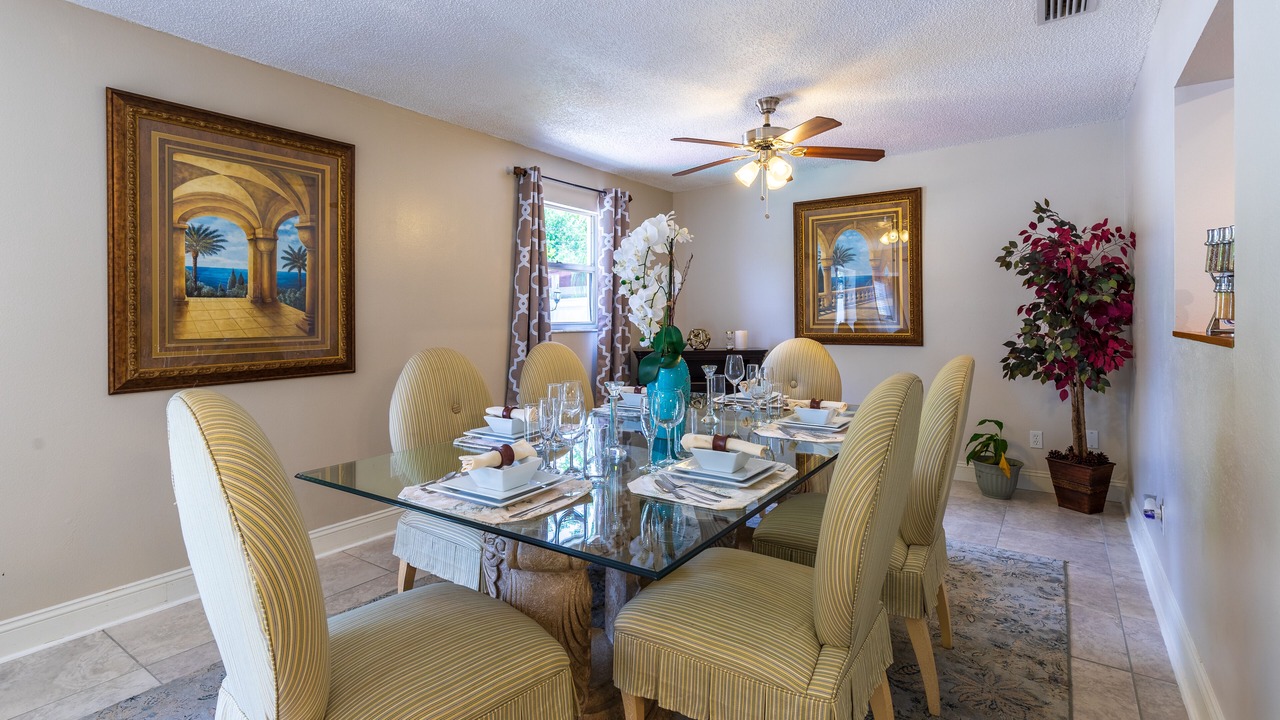 Photo of Bedroom in Villas
