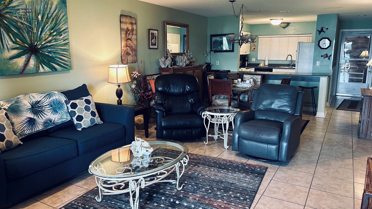 Photo of Livingroom in Ono Island