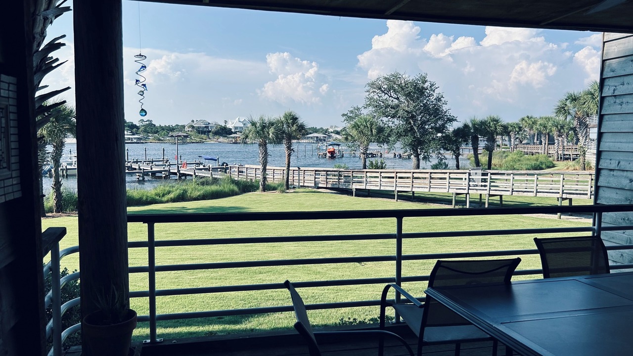 Photo of Patio Balcony in Ono Island