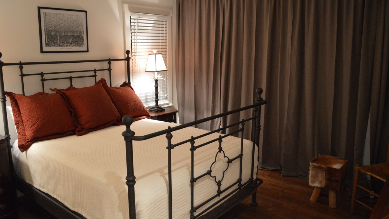 Photo of Bedroom in Crane Hill