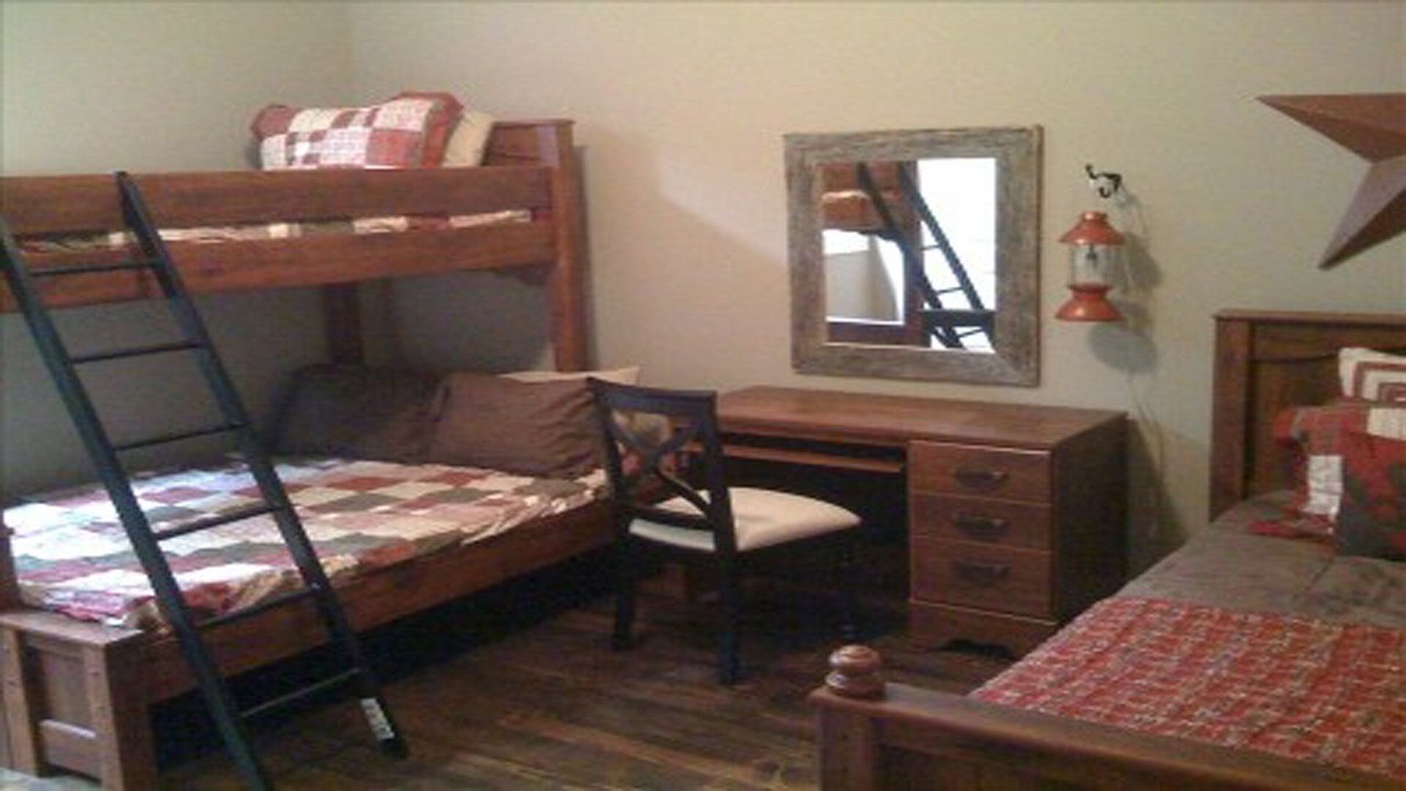 Photo of Bedroom in Alexander City