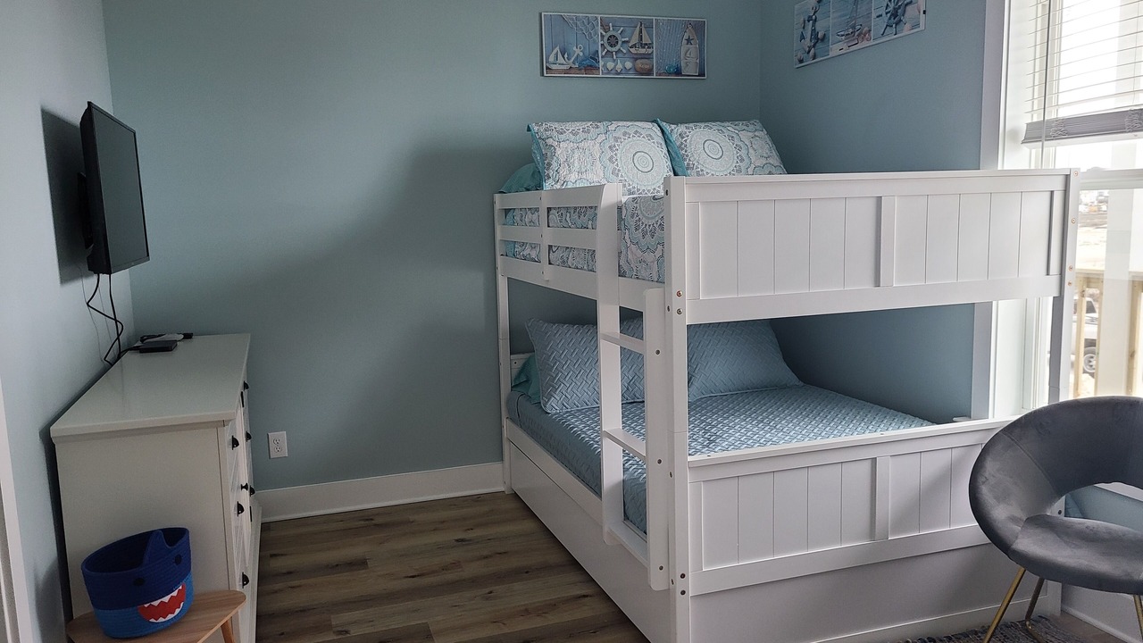 Photo of Bedroom in Dauphin Island