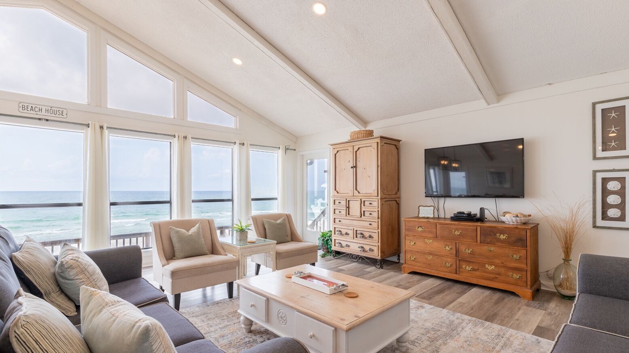 Photo of Livingroom in Surf Side Shores