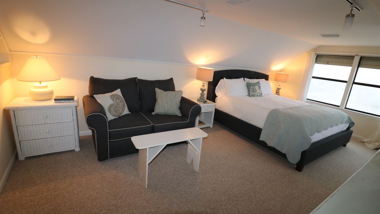 Photo of Bedroom in Surf Side Shores
